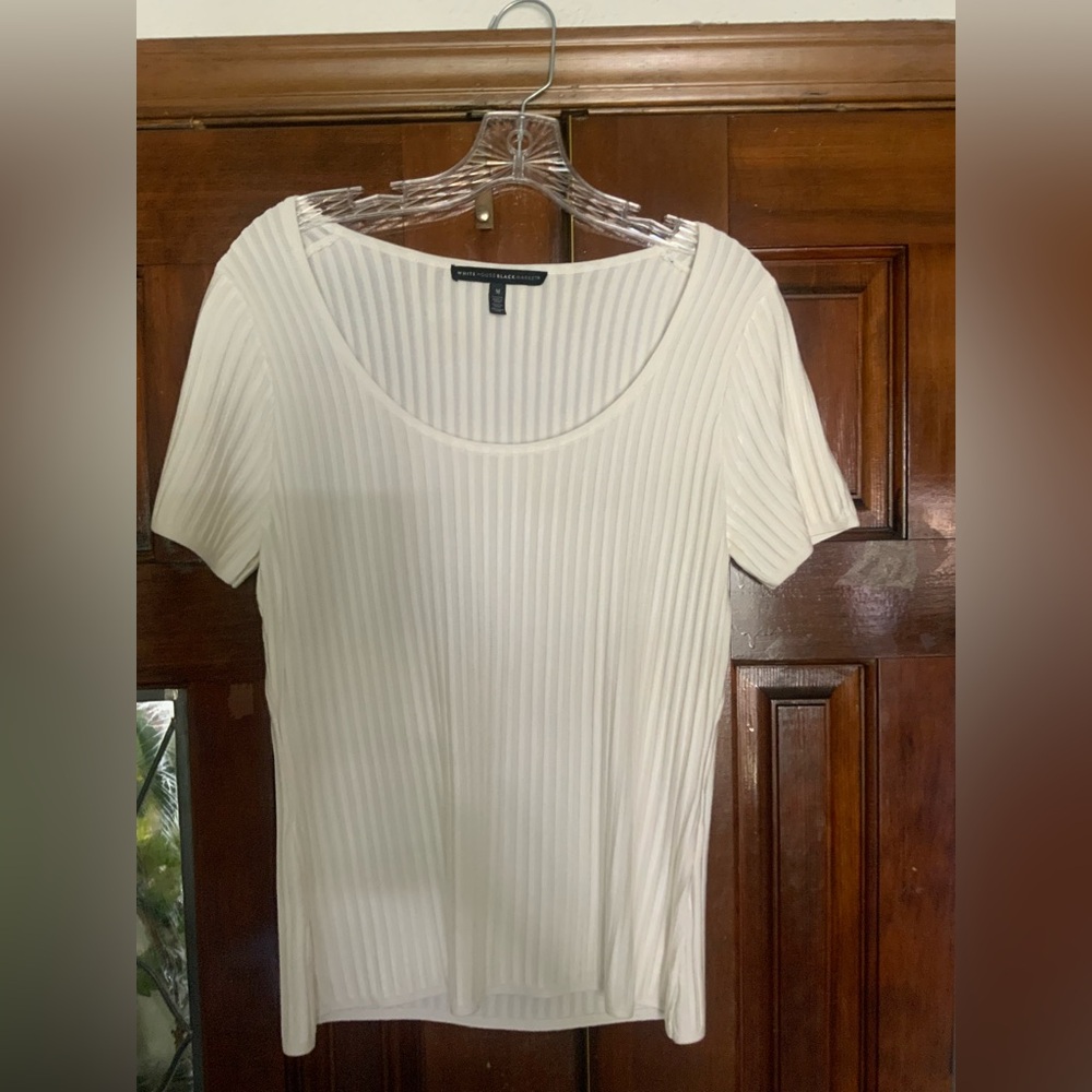 White House Black Market Cream Ribbed Top